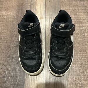 Nike Kids Black Sneakers with White Sneakers